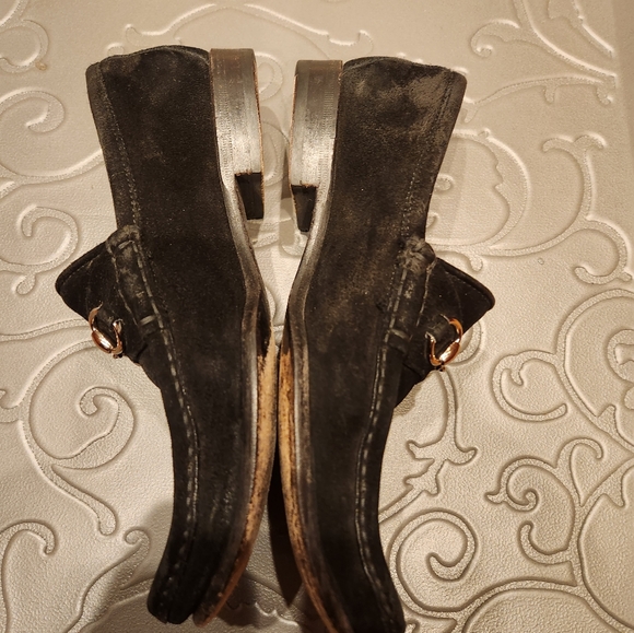 Black Gucci Women's Suede Loafers Size 7.5 B - Picture 3 of 8